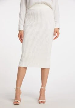 FainaFAINA CAISSA - Pennkjol - Wollweiss