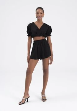 BSLLECRA - Shorts - Black -Wal C Stil Butik 068f71aa7e5241d5a5ba5175c1b4b4b5