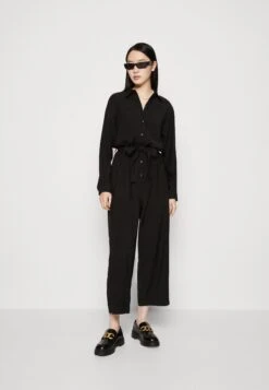 Moss CopenhagenJACENIA GUDRID - Overall / Jumpsuit - Black -Wal C Stil Butik 07e597a2f0514cf9a6a17bc6394cb897