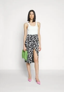 MajeJIMIER - Omlottkjol - Black -Wal C Stil Butik 1372c3428afe416b811024d4efab4761