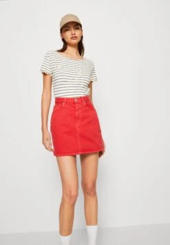 Pepe JeansRACHEL SKIRT - Jeanskjol - Studio Red -Wal C Stil Butik 15f9528927134bfd9a25dde520a3955e