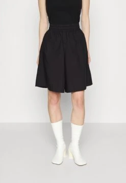 DRYKORNGROUND - Shorts - Black