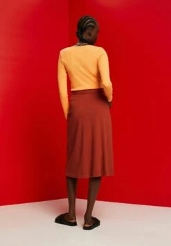 EspritA-linjekjol - Terracotta New -Wal C Stil Butik 21336b6fe6194ed696966868c0f6408d
