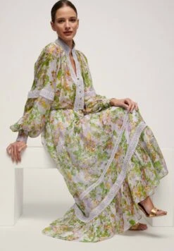 Luisa SpagnoliTRASIMENO - Veckad Kjol - Var Fondo Lilla -Wal C Stil Butik 21a192d9b5a049819818bbf52d269531