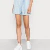 ONLYONLBEA SMILLA LOOSE - Jeansshorts - Light Blue Denim 2 ONLYONLBEA SMILLA LOOSE - Jeansshorts - Light Blue Denim -Wal C Stil Butik 25ee7028616a4e33b8cfdd1d3a50d74d