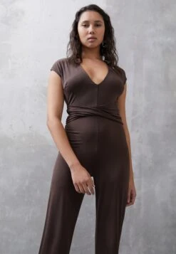 WAL G.PARTY HALA V NECK - Overall / Jumpsuit - Chocolate Brown -Wal C Stil Butik 27bc50efbb894d3fb24ac66ed42e3328