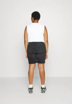 ONLY CarmakomaCARENEDA MOM LONG - Jeansshorts - Washed Black -Wal C Stil Butik 2b3363dae8284740aa9b8492a0a5b37d