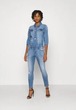 ONLYONLJULIA DESTROY - Overall / Jumpsuit - Light Blue Denim