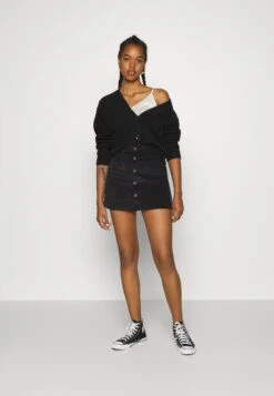ONLYONLAMAZING LIFE SKIRT - Minikjol - Black -Wal C Stil Butik 3a6e7a3b51ea4b6cb29312d0a8d258a2