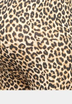 Mamalicious Curve2in1 - Shorts - Black -Wal C Stil Butik 3ba8c6c3882a4e6db03bb33b9e7938e7