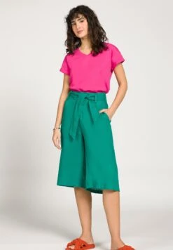 GINA LAURAShorts - Grasgrün -Wal C Stil Butik 4164b39177554f549535282df0180516