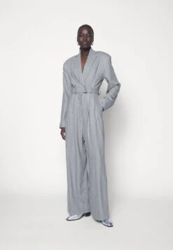 Ioana CiolacuTAILORED - Overall / Jumpsuit - Grey -Wal C Stil Butik 4a9c25c35c4741ee8699d3d3117bbf78