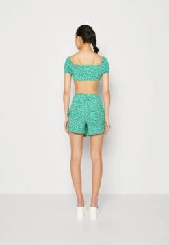 Even&OddShorts - Dark Green -Wal C Stil Butik 5a730e8ccb0340f8807ff72359e34d93