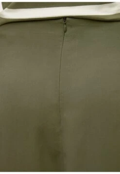 Marc O'PoloSKIRT FLUENT MIDI STYLE WITH CUTLINE - A-linjekjol - Olive Crop -Wal C Stil Butik 5cf9ebf308a04a5b90576c084841b3da