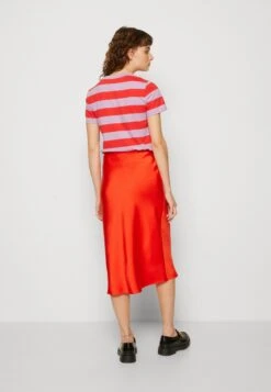 SAMSØE SAMSØE Samsøe SamsøeAGNETA SKIRT - Pennkjol - Orange -Wal C Stil Butik 64572506c40c4da2807fcb76bdca7709