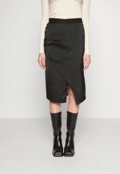 2nd DayKEIKI - Pennkjol - Black