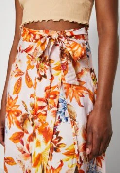 GuessVERITY LONG SKIRT - Omlottkjol - Sunset Garden -Wal C Stil Butik 6e6a450422454c0fb9eab0d5422d9651