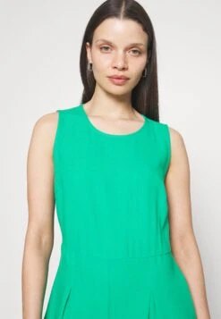 Vero Moda PetiteVMMYMILO CULOTTE - Overall / Jumpsuit - Bright Green -Wal C Stil Butik 6ed87ab1d8254728abffae9f7481b244
