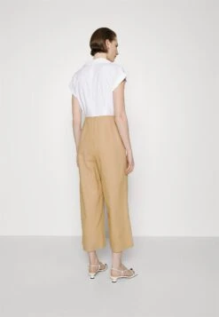 DKNYEXTENDED TIE WAIST - Overall / Jumpsuit - Ivory/khaki -Wal C Stil Butik 6fe71789eb5747c9a862651f8157d819