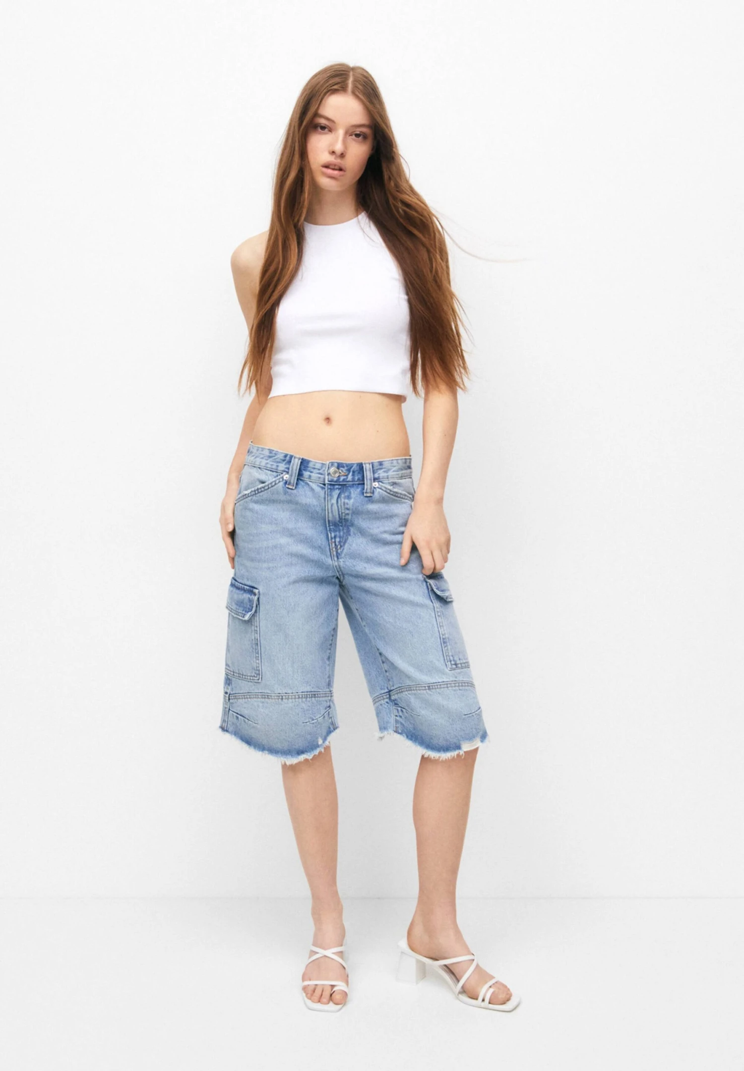 PULL & BEAR PULL&BEARBERMUDA - Jeansshorts - Blue Denim 4 PULL & BEAR PULL&BEARBERMUDA - Jeansshorts - Blue Denim - Bild 2