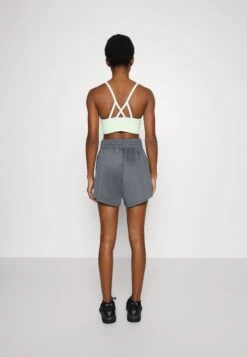 FilaCALAIS HIGH WAIST SHORTS - Träningsshorts - Iron Gate -Wal C Stil Butik 82cbe04390584236801678529b386a69