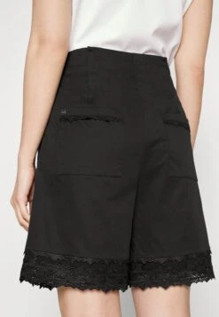 Marc CainShorts - Black -Wal C Stil Butik 830f116f88304ffe9a44a96e4a97496e