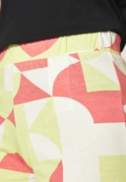 Noisy May TallSHORTS - Shorts - Sun Kissed Coral/eggnog/pale Lime -Wal C Stil Butik 87c570a0916d4b1b99bf71b7a12ca7c5