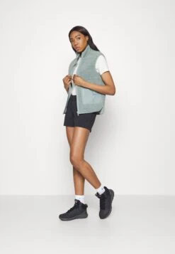 ColumbiaSATURDAY TRAIL™ - Shorts - Black -Wal C Stil Butik 9315a2eea9f8468d8f8bc3aae4cd2f26