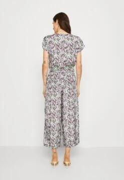 KaffeLORANIA - Overall / Jumpsuit - Green/purple -Wal C Stil Butik 95c2c83ac07a49c99dcd2a65535c394d