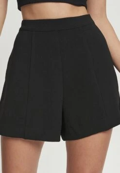 TUSSAHEVELYN - Shorts - Black