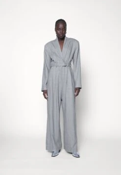 Ioana CiolacuTAILORED - Overall / Jumpsuit - Grey -Wal C Stil Butik a1a9beded471442caf042736b758007d