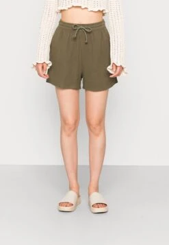 ONLYONLTHYRA - Shorts - Deep Lichen Green