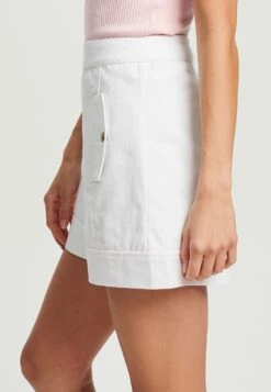 CALLIASH - Shorts - White -Wal C Stil Butik a90c4bce20aa4e4cbce7b3ef8745b48f