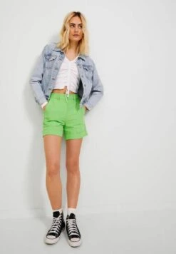 JJXXJXVIGGA - Shorts - Lime Punch -Wal C Stil Butik abe334340d3a4f36981960f155ad63b7