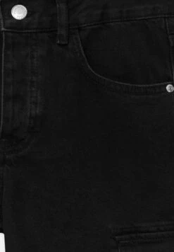 PULL & BEAR PULL&BEARJeansshorts - Black Denim -Wal C Stil Butik b875f60d84d9400a8770678cf80e1f2e