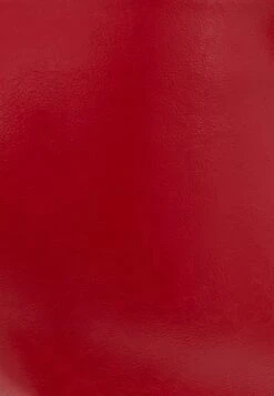 OXXOHIGH RISE PATENT - Shorts - Equestrian Red -Wal C Stil Butik c15ace106be34b98a906a82a42419f14