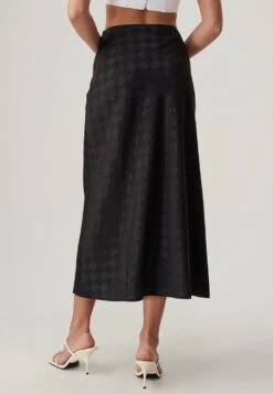 ST MRLONEWPORT - A-linjekjol - Black Checkerboard -Wal C Stil Butik c441f67652ff47b3bc1be573a8951108