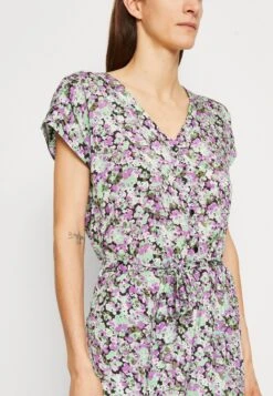 KaffeLORANIA - Overall / Jumpsuit - Green/purple -Wal C Stil Butik d88e36ce8b22416f803fb2e8178b0579