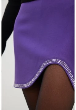 NA-KDJANKA POLLANI STRASS CURVED EDGE MINI SKIRT - Minikjol - Purple -Wal C Stil Butik e26785313b074ea5a46bb07fc78b16b9
