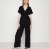 ONLYONLNELLY - Overall / Jumpsuit - Black 1 ONLYONLNELLY - Overall / Jumpsuit - Black -Wal C Stil Butik e2c9ea8eb45b464198ba74f921c6416f