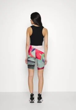 On VacationJUNGLE CYCLING - Shorts - Multicolor -Wal C Stil Butik eefd65f6802f4fd488139f8159d3078c