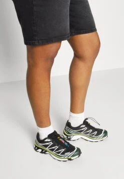 ONLY CarmakomaCARENEDA MOM LONG - Jeansshorts - Washed Black -Wal C Stil Butik f90661ee98094112ab1cd424e6fbe5a6